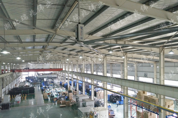 瑞泰风大型工业风扇为厂房车间通风换气 助力企业复工复产