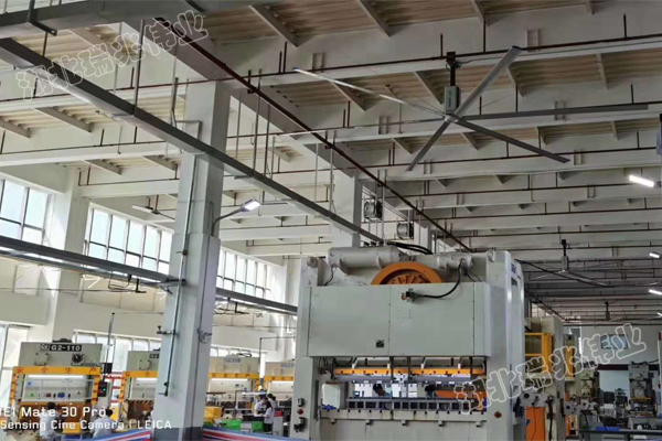 1000平米大型厂房采用“扇机组合”通风降温的应用价值